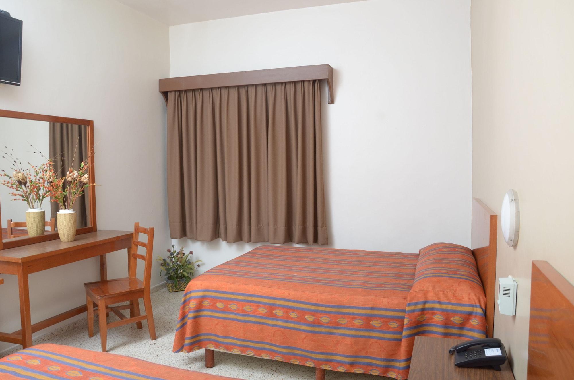 Hotel Delfines - A 2 Calles Del Acuario Veracruz Kültér fotó